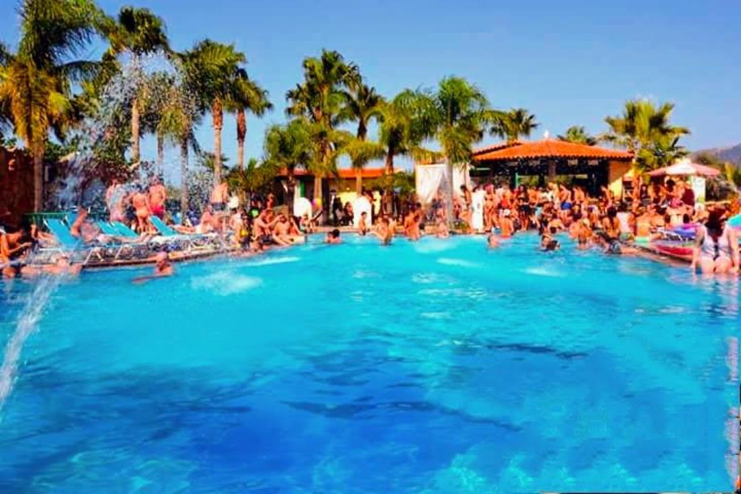 Orion Apartments Malia Eksteriør bilde